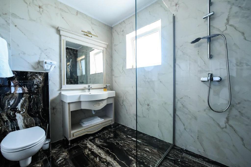 Hotel Belona Западен Ефорие Екстериор снимка