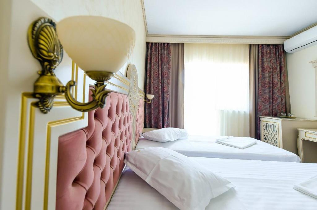 Hotel Belona Западен Ефорие Екстериор снимка